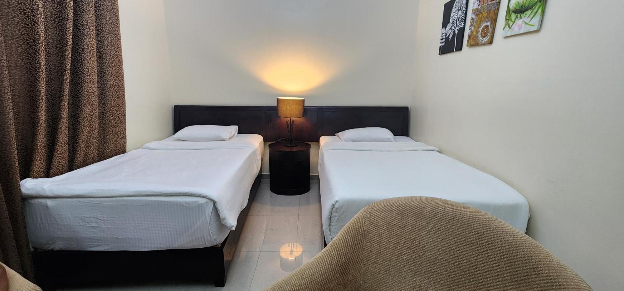 Al Smou Hotel Apartments - Maha Hospitality Group アジュマーン エクステリア 写真